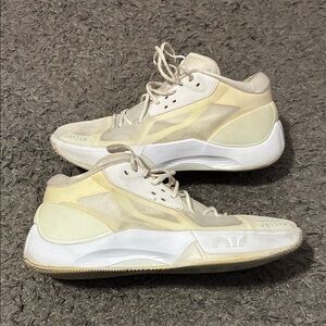 Jordan zoom separate